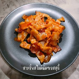 สามชั้นสไลด์ผัดซอสสุกี้