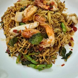 มาม่าขี้เมาทะเล