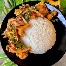 ข้าวยำไก่แซ่บ