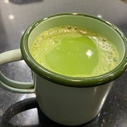 มัทฉะนมร้อน