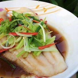 ปลาดอลลี่ นึ่งซีอิ้ว