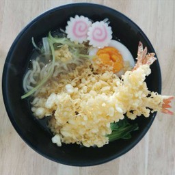 RU06 ราเมงกุ้งเทมปุระน้ำดำ