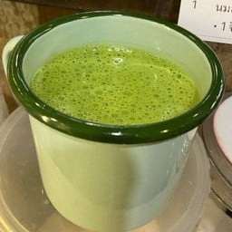 ชาเขียวนมร้อน
