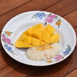 ข้าวเหนียวมะม่วง(ราคาตามฤดูกาล)