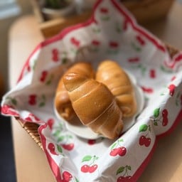 ชิโอะปัง (ขนมปังเกลือ)