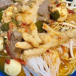 ขนมจีนน้ำยารวม (กะทิ+ป่า)