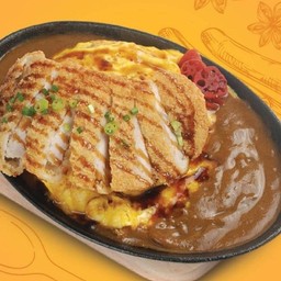 ข้าวแกงกะหรี่ไข่ข้นหมูทอด