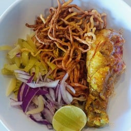 ข้าวซอยไก่