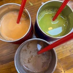 ชาเขียวนมร้อน