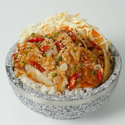 ข้าวหน้าหมูผัดซอสเผ็ดเทอริยากิ