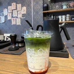 Strawberry green tea