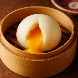 [เซตสุดฮิต] ซาลาเปาไส้ไข่เค็มลาวา + ขนมจีบหมู 8 ลูก