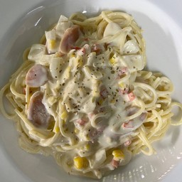 คาโบนาร่าไส้กรอก