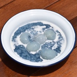 ข้าวเหนียวเปียกลำไย