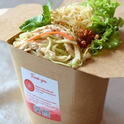 บะหมี่ไก่คลุกพริกซอสเซี่ยงไฮ้