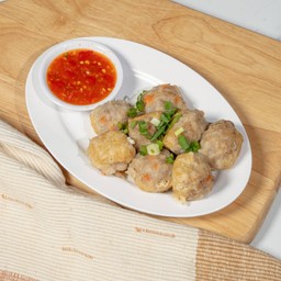 ลูกชิ้นเเคะเต้าหู้ ทำเอง ขายดี(8ลูก)อร่อย