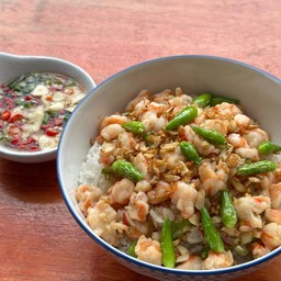 ข้าวหน้ากุ้งสับผัดพริกขี้หนู