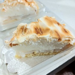 พายมะพร้าวเมอแรงค์