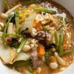 สุกี้หมูน้ำ