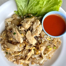 ก๋วยเตี๋ยวคั่วไก่
