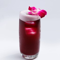 Peach & Butterfly Pea Iced Tea