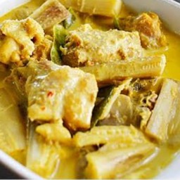 แกงกะทิไก่กับหยวกกล้วย