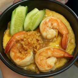 ข้าวกุ้งกระเทียม+ไข่ข้น