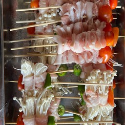 สามชั้นพันเห็ด