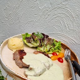 สเต็กหมูคุโรบุตะ