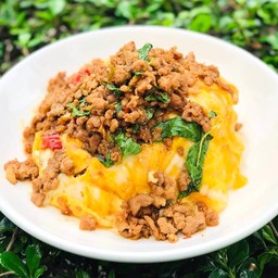 ข้าวไข่หน้าพริกเกลือ