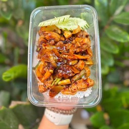 พริกเผาไก่ราดข้าว