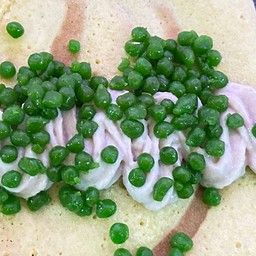 เผือกกวนหอม-ทองหยอด ไข่ปลาใบเตย