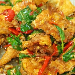 ข้าวกระเพราไข่เจียว