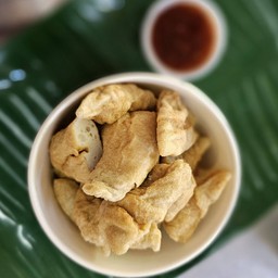 ลูกชิ้นปลาระเบิดชุดละ 30.-