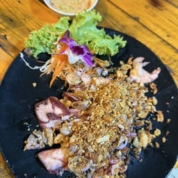 Deep Fried Egged Squid With Garlic