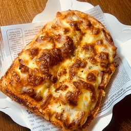 ขนมปัง พิซซ่าแฮมชีสส