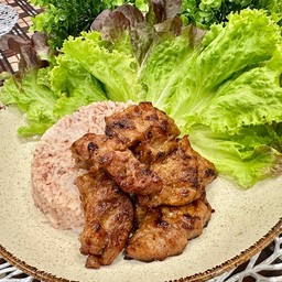 ข้าวสันคอหมูหมักซอสเกาหลีย่าง