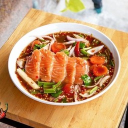 ยำแซลมอน