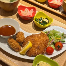 Chawan 舞浜駅前店 Maihama