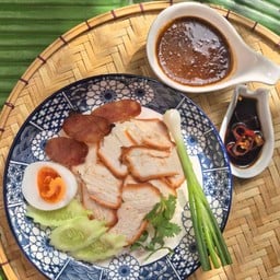 ข้าวหมูแดง