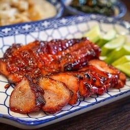 หมูแดง จานใหญ่