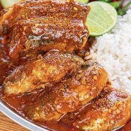 ข้าวหอมยำปลากระป๋องพริกแห้ง