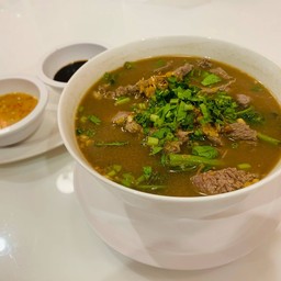 ก๋วยเตี๋ยวเรือเนื้อเทนเดอร์ลอย