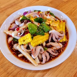 ยำหมึกสาย