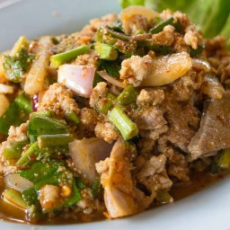 น้ำตกเนื้อ