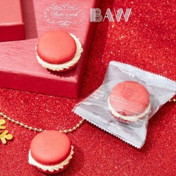 RED VELVET MACARON