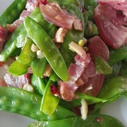 ถั่วลันเตาผัดเบคอน