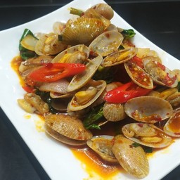 หอยลายผัดพริกเผา