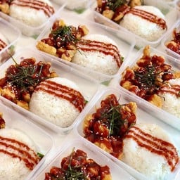 ข้าวหน้าไก่ 1 แถม 1