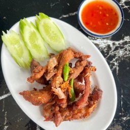 หมูแดดเดียว